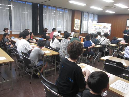 令和8年8月25日市場の役割について説明