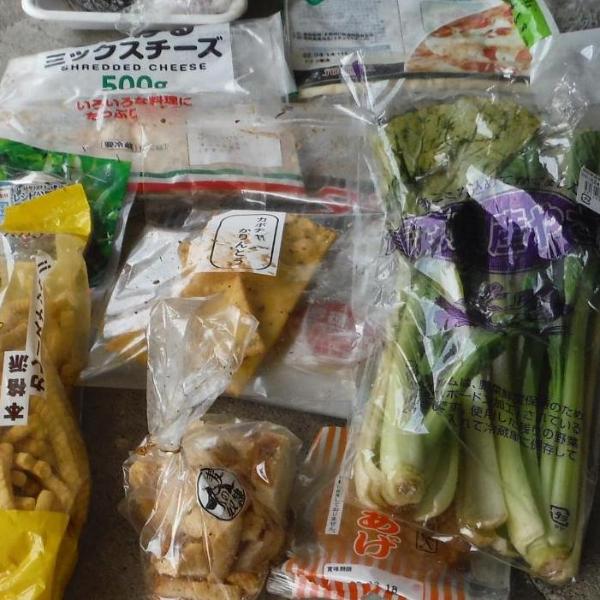 手つかずのまま捨てられた食品3