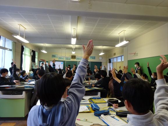 小学生向け環境学習会の様子