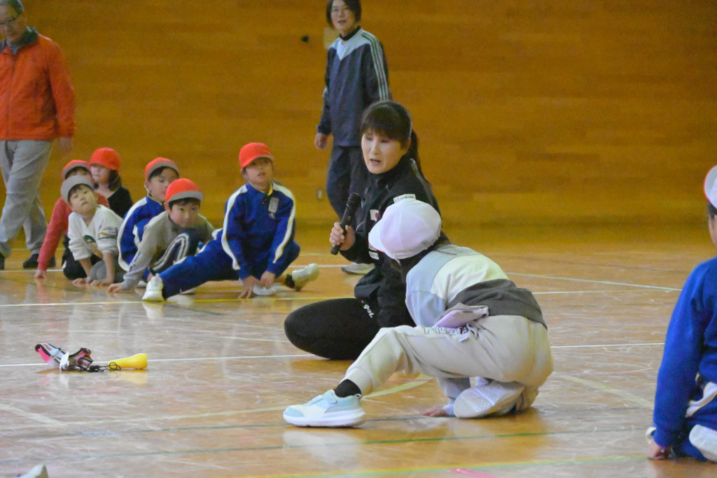 天摩由貴選手によるゴールボール体験会