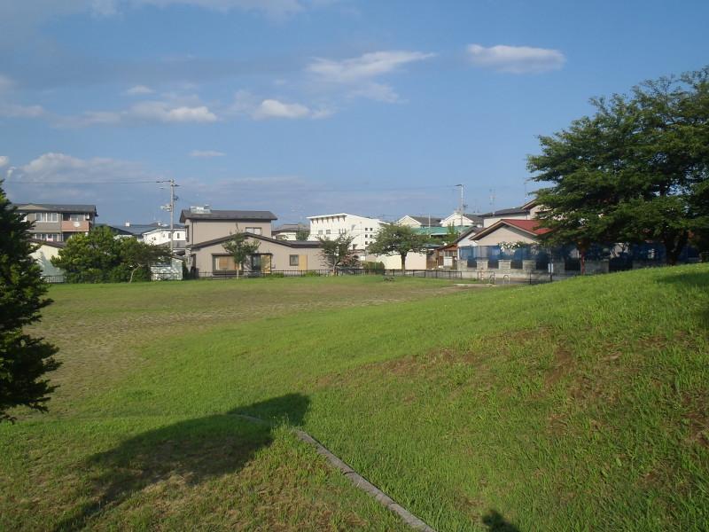 緑の司馬具の久保公園 全体写真