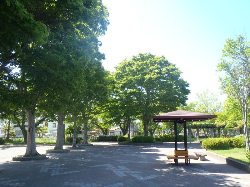 多賀台中央公園の四阿の写真