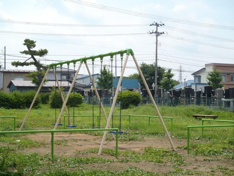 新町公園のブランコの写真