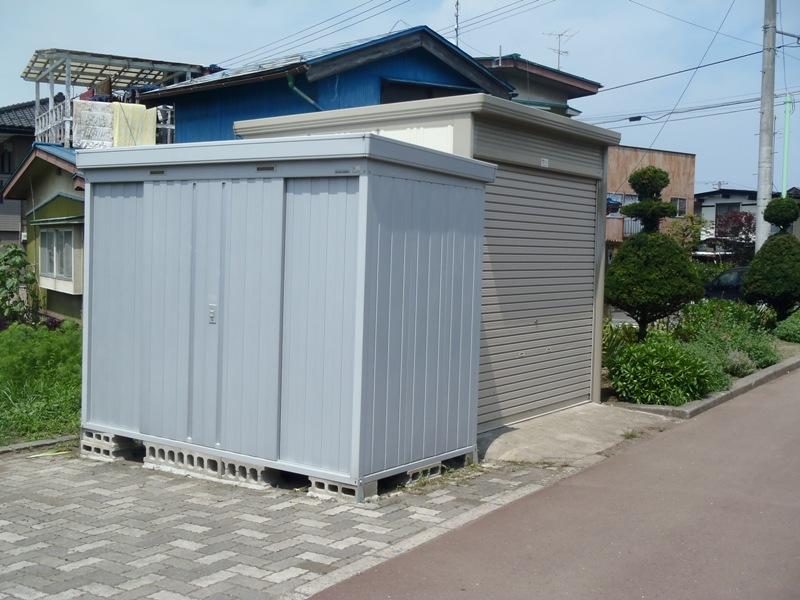 湊赤坂1号公園のコンテナ倉庫の写真