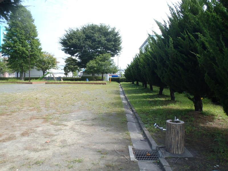 沼館3号公園の全体写真