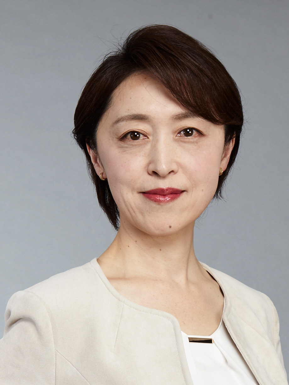 青海温子氏