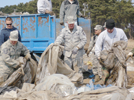 米軍による支援